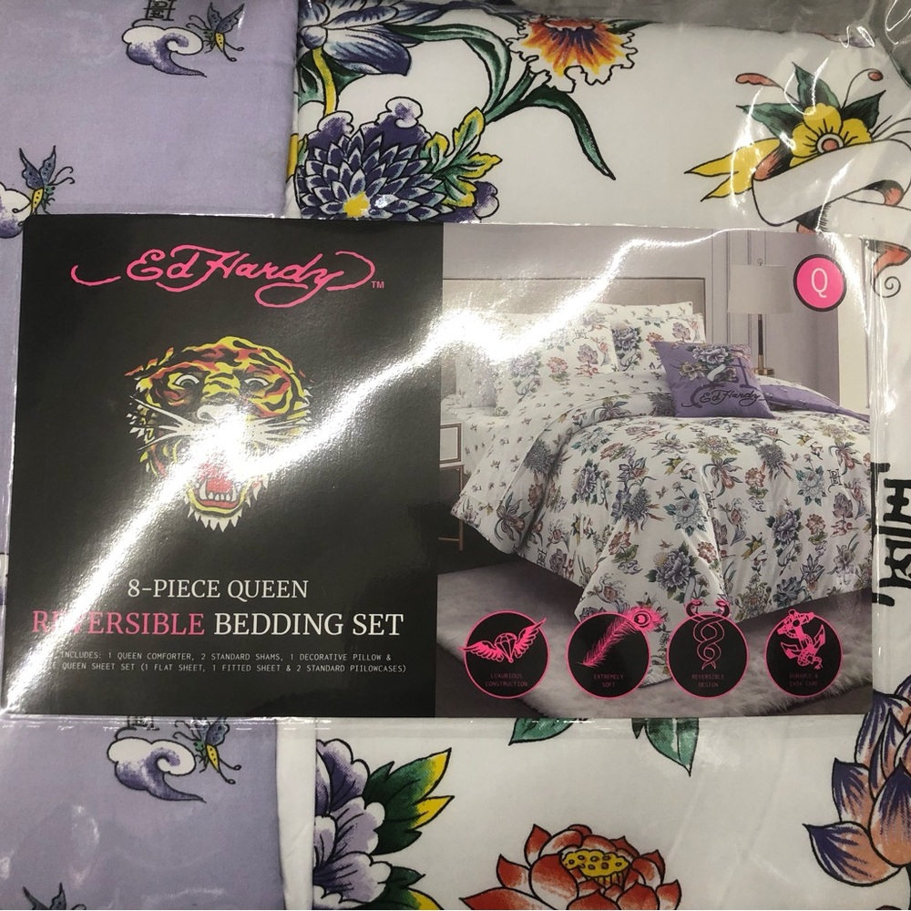 💜 Ed Hardy Queen 8-Piece Reversible Floral Bedding Set in White and Purple